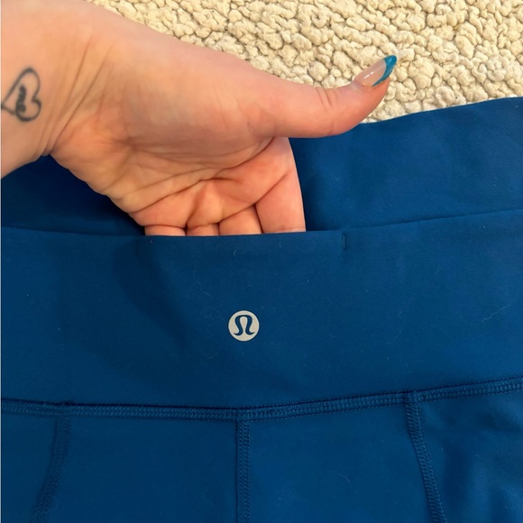 Lululemon hot pants - Picture 3 of 3